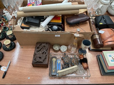 Lot 516 - Group of sundry items to include camera, collars, Wade tortoises and other items.