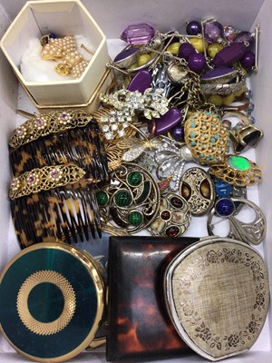 Lot 30 - Group of vintage brooches including Trifari, Miracle etc, together with vintage compacts and hair combs