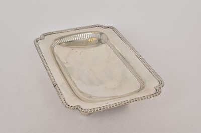 Lot 484 - Silver bon bon dish of rectangular form