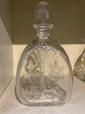 Lot 289 - George V commemorative cut and etched glass decanter