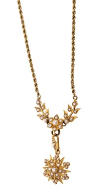 Lot 711 - Late Victorian 15ct gold and seed pearl pendant necklace