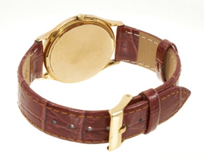 Lot 804 - Gentlemen's Omega Seamaster Quartz gold wristwatch