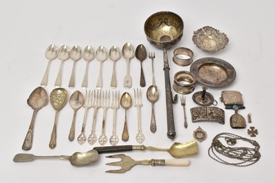 Lot 532 - Group of 19th century and later silver, white metal and plated ware