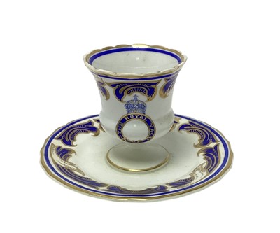 Lot 147 - Scarce King Edward VII, Spode Copeland China egg cup made for the Royal Yacht Victoria & Albert with crowned garter inscribed 'Royal Yacht' , blue and gilt scroll decoration with integral sa...