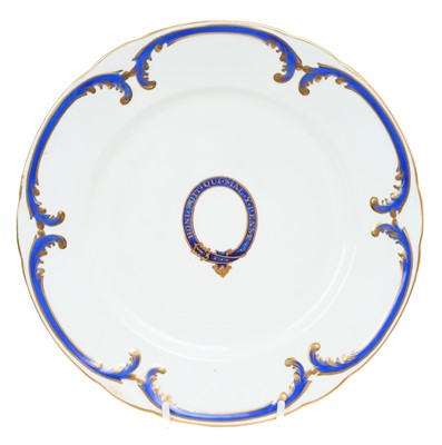 Lot 162 - H.M. Queen Victoria, Coalport Royal dinner plate from the Osborne House service circa 1880s with central painted Order of the Garter and blue and gilt moulded scroll border, printed crowned Mortl...