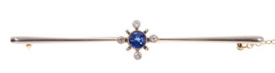 Lot 732 - Edwardian sapphire and diamond cluster bar brooch