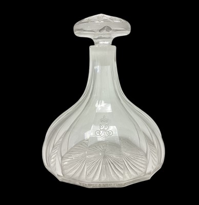 Lot 179 - H.M. King Edward VII, Royal Ships decanter with engraved crowned ERVII cypher, facet cut decoration and mushroom stopper on star cut base 22cm high