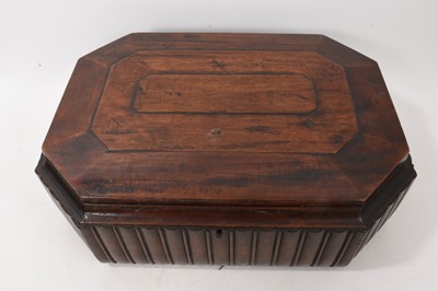 Lot 68 - Early 19th century Anglo-Indian hardwood box