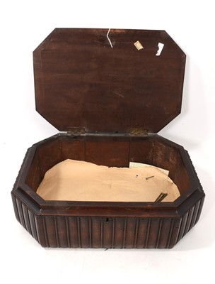Lot 68 - Early 19th century Anglo-Indian hardwood box