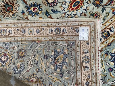 Lot 1743 - Good Kashan carpet