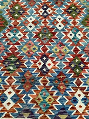 Lot 1748 - Kelim rug with geometric design, approximately 188cm x 130cm