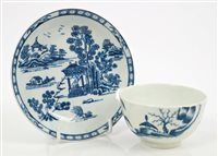 Lot 135 - 18th century Worcester tea bowl painted in...