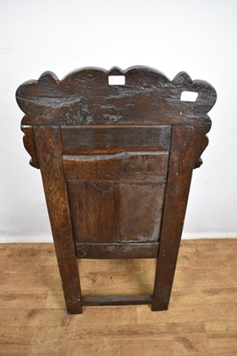 Lot Charles II oak wainscot chair