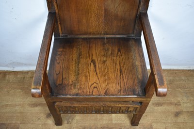 Lot Mediaeval revival oak throne chair