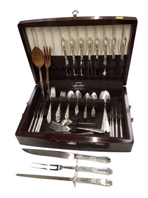 Lot 190 - Canteen of Canadian 'Northumbria' Sterling silver cutlery