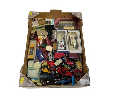 Lot 112 - Group of boxed and unboxed diecast model cars.