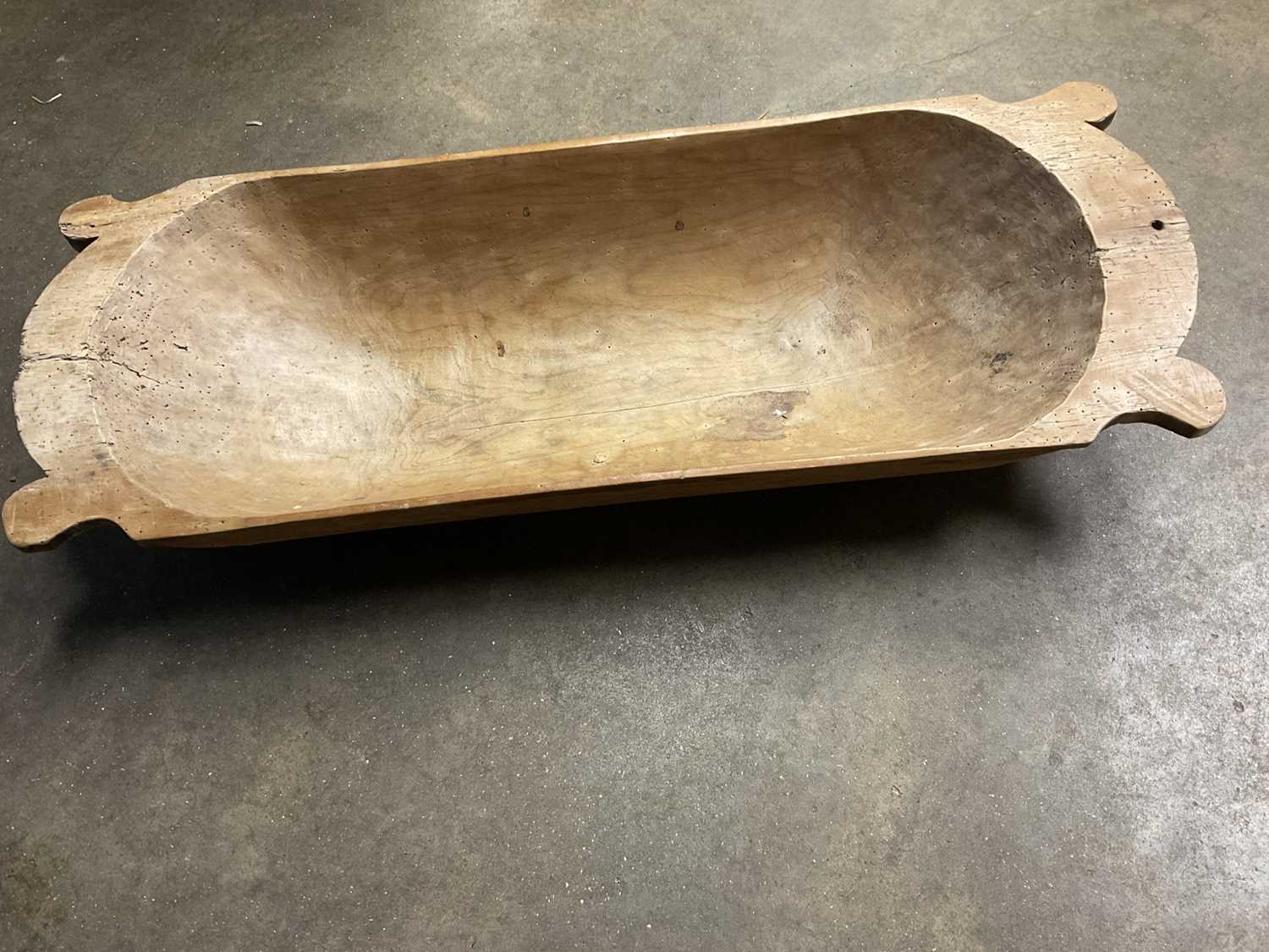 Lot 1381 - Carved dough trough