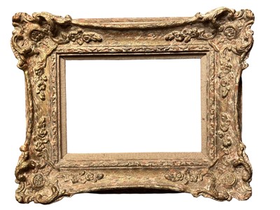 Lot 272 - Good quality carved gilt picture frame, to take a work 15cm x 21cm, overall measurement 26cm x 31cm