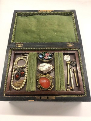 Lot 1038 - Group of vintage costume jewellery to include a Victorian 9ct gold mounted carved shell cameo brooch etc in a Victorian walnut box