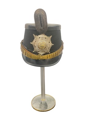 Lot 823 - Imperial German Garde Jäger Battalion Officers Shako with black felt and leather body, silvered and enamelled Garde star badge, gilt brass chin scales, silver bullion and green velvet cockade, o...