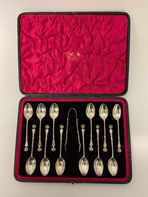 Lot 85 - Cased set of late Victorian silver teaspoons, in original fitted case, retailed by Mappin and Webb