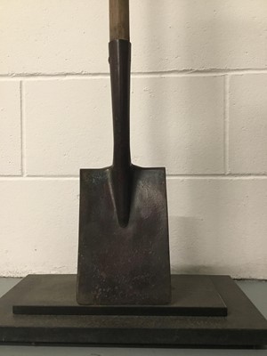 Lot 2 - Vintage Garden Spade standard lamp, 122cm, base 40.5cm x 23cm