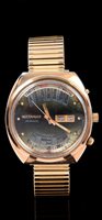 Lot 870 - 1960s / 1970s gentlemen's Wittnauer '2002'...