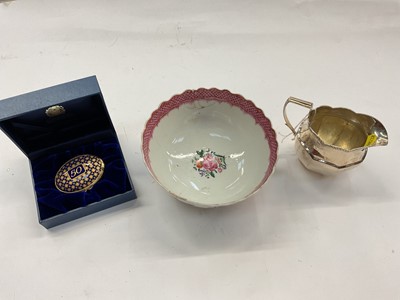 Lot 128 - Silver jug, Halcyon Days enamel box, and an 18th century Chinese famille rose bowl (3)