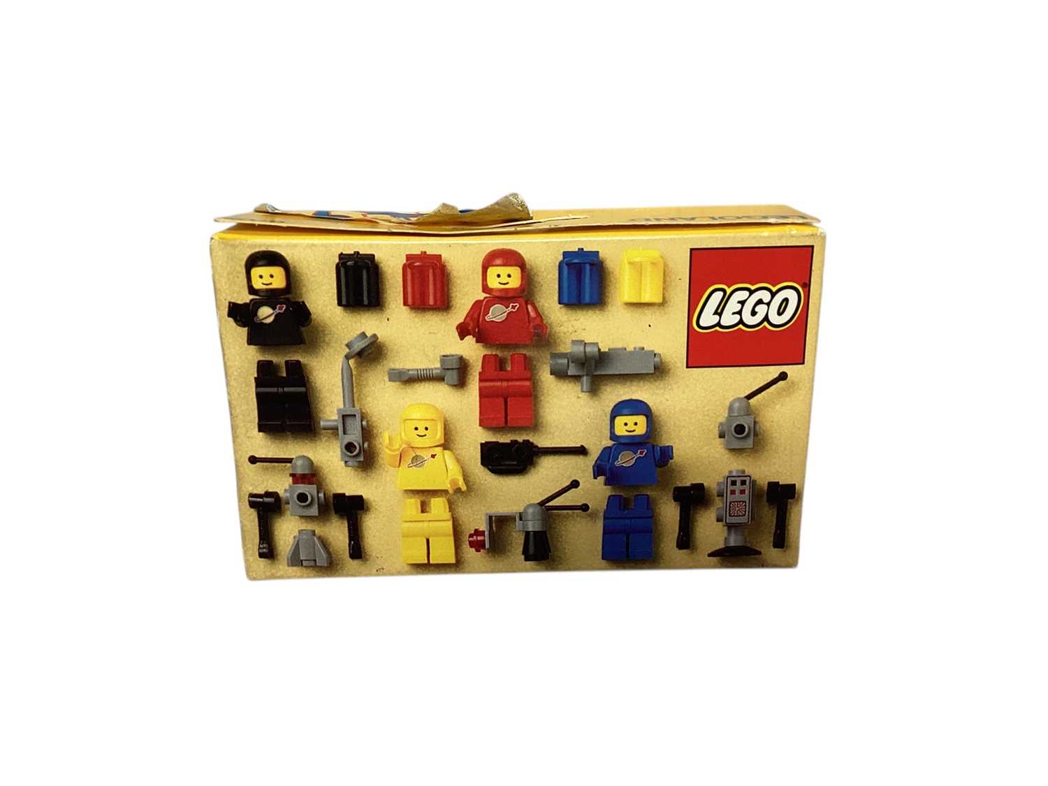 Lot 1723 - Legoland (c1986) Minfigs Space pack, sealed box No.6702 & Fabuland Peter Pig the cook set No.3703 (2)