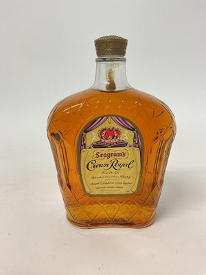 Lot 55 - One bottle, Seagram's Crown Royal Fine de Luxe Canadian whisky, 1970s