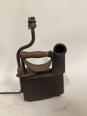 Lot 52 - Vintage Iron lamp, 31cm x 16cm x 10cm, on rubber feet