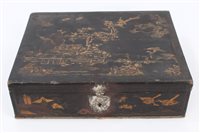 Lot 1033 - Late 17th century Japanese black and gilt...