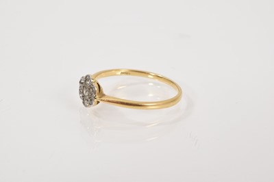 Lot 609 - Edwardian diamond daisy cluster ring in platinum setting on 18ct gold shank