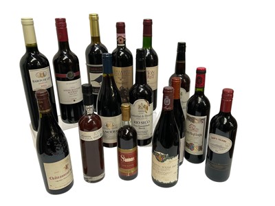 Lot 207 - Twelve bottles of red wine to include Chateauneuf du Pape, Sancerre and others, also two bottles of Justerini & Brooks sherry and Warre's 10 year old tawny port (15)