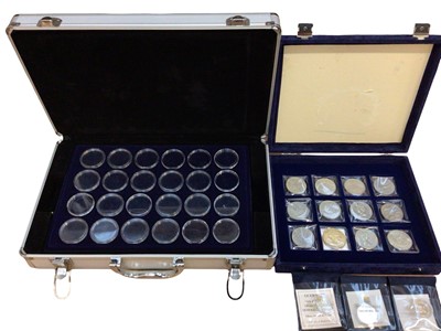 Lot 548 - World - Mixed coinage to include Royal Mint G.B. brilliant uncirculated flat packs, U.S. proof year set 1968, sterling silver 'Great Britons' Medallic First Day Covers. aluminium coin case with...