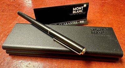 Lot 245 - Mont Blanc fountain pen in original case
