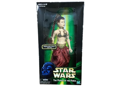 Lot Hasbro (c1999) Star Wars The Power of the Force Princess Leia (with chain) action figure, boxed No.57137 (1)