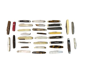 Lot 991 - Group of assorted pen knives including advertising related examples (1 box).