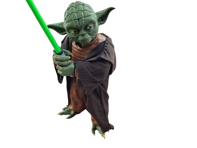 Lot Star Wars painted 3D printed life size Yoda & Galaxy Legacy lightsaber, in original box (2)