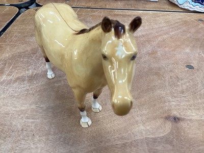 Lot 1298 - Beswick Collectors Club Dun Stallion 2007, star to forehead
