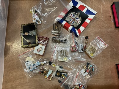 Lot 2601 - Extensive collection of London 2012 Olympic related memorabilia to include large collection of Olympic enamel badges, two limited edition enamel plaques by Charles Fazzino, in original tin boxes...