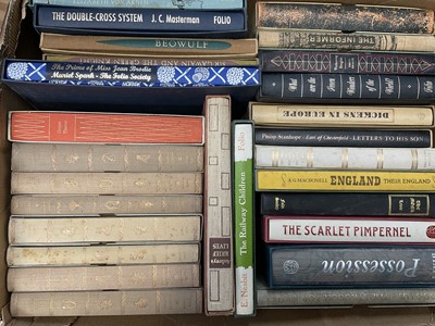 Lot 1550 - Large collection of Folio Society publications. (3 boxes)