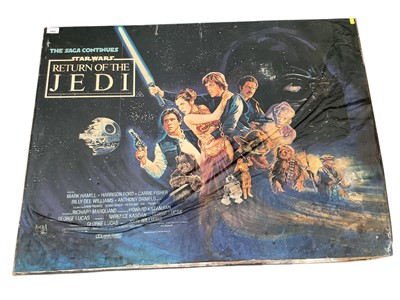 Lot 1505 - Posters Return of the Jedi, Pulp Fiction, and Friends.