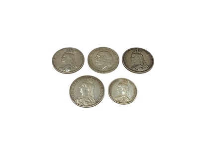 Lot 552 - G.B. - Mixed silver coins to include silver Crowns Victoria JH 1889 x 3 F-GVF, Half Crown 1887 EF & George V Crown 1935 AU (5 coins)