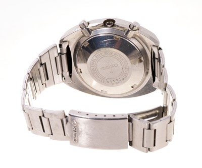 Lot 764 - 1970s Seiko Chronograph Automatic stainless steel wristwatch