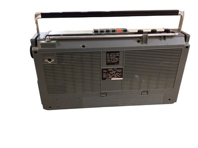 Lot 2285 - Group of audio equipment, including a Pioneer TX-8100 stereo tuner, Armstrong 521 amplifier, boombox, etc