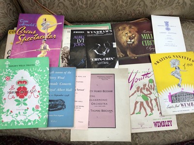 Lot 55 - Collection of 1940s-1960s programmes to include West Ham Stadium Speedway, theatre programmes etc