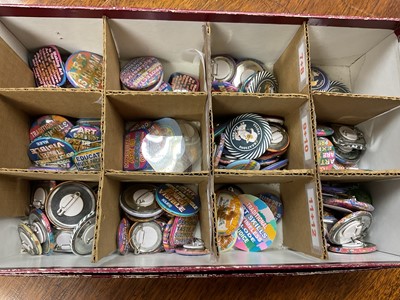 Lot 2595 - Collection of Zacron pin badges