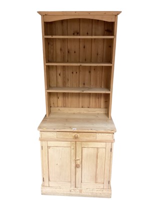 Lot 1322 - Pine high dresser