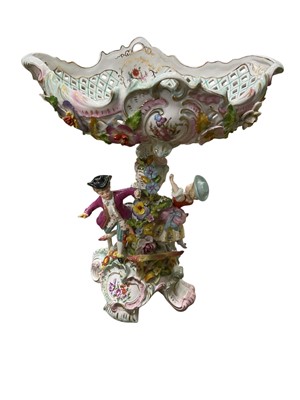 Lot 165 - Sitzendorf table centerpiece